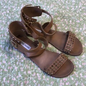 Steve Madden Buddies Tan Studded Sandals